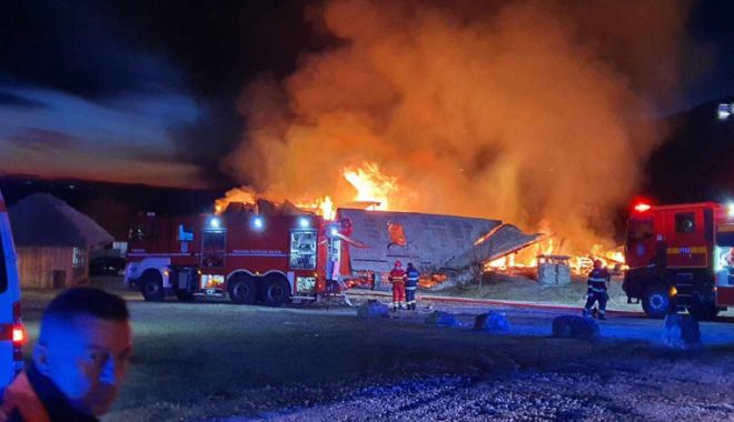 Incendiu la Ferma Dacilor/ Acţiuni de verificare a pensiunilor privind autorizaţia de securitate la incendiu - owi0zjc2nzzkmmnhntqxmwzimwuyzgu4-1703603194.jpg