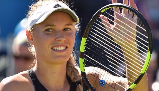 Tenis / Caroline Wozniacki a câștigat turneul de la Eastbourne, după ce a învins-o pe sportiva belarusă Arina Sabalenka - p06cg83s-1530372378.jpg