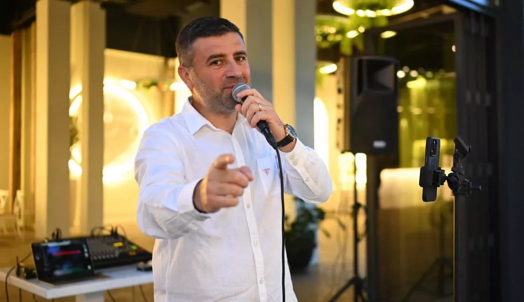 Foto - Hari Gromoșteanu, omul din spatele aplauzelor. „Prima dragoste a fost teatrul!”