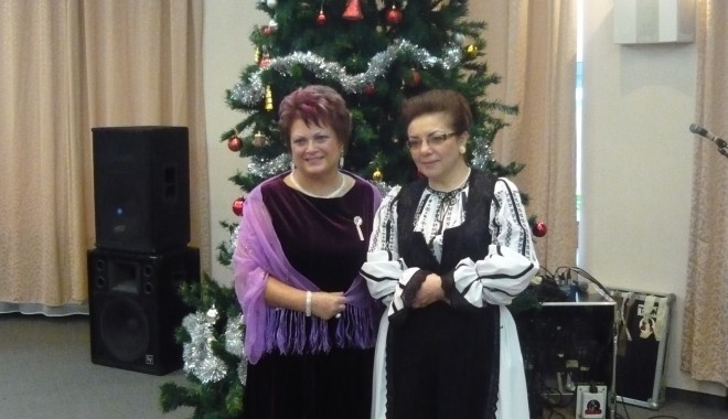 Ardelenii din Constanța au sărbătorit, în avans, Crăciunul - p1010733-1355661302.jpg