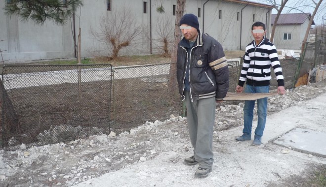 Au furat fier vechi până i-au prins jandarmii - p1020227-1361265080.jpg