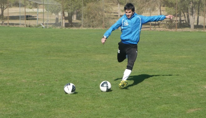 Dică a marcat pentru Viitorul în amicalul cu Dinamo - p1020246-1329072366.jpg