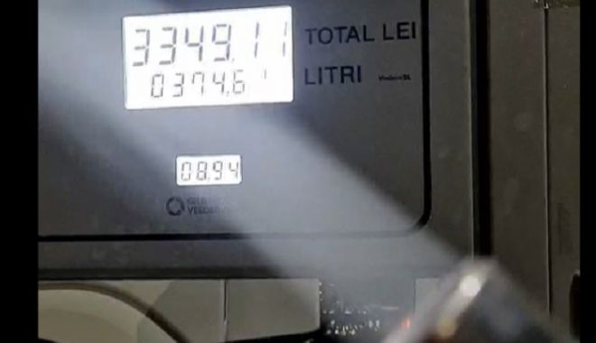 Un şofer a filmat cum pompa scoate aer în loc de combustibil, dar totuşi taxează! Reacţia ANPC după controlul efectuat