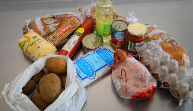 Pachete cu alimente pentru persoanele vulnerabile din Constanţa - pachetecualimente-1606401469.jpg