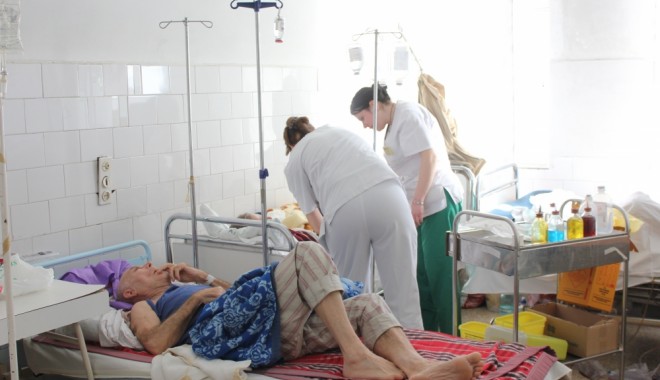 Posturi vacante  la Spitalul Municipal Mangalia - pacientisalonspitaluljudetean213-1363322528.jpg
