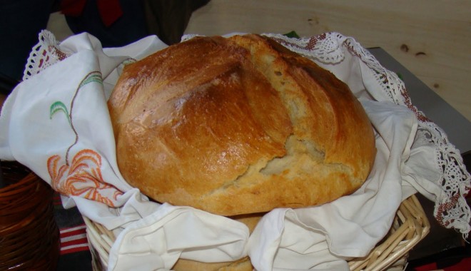 Pâine aromată de casă - painedecasa-1321798890.jpg