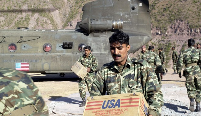 Pakistan stoarce de bani NATO pentru retragerea trupelor - pakistannato-1337608372.jpg