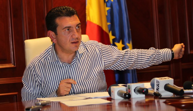 Prefectul Claudiu Palaz: 