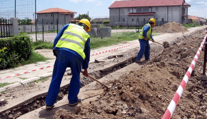 Câți români au sisteme de canalizare în gospodărie - palazumare11339095677-1374151694.jpg