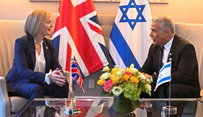 Palestinienii se opun relocării ambasadei britanice în Israel - palestinienii-1663955135.jpg