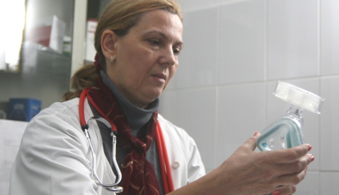 De ce trebuie să meargă la doctor cei care sforăie - pallveraapneeasomn-1385316433.jpg