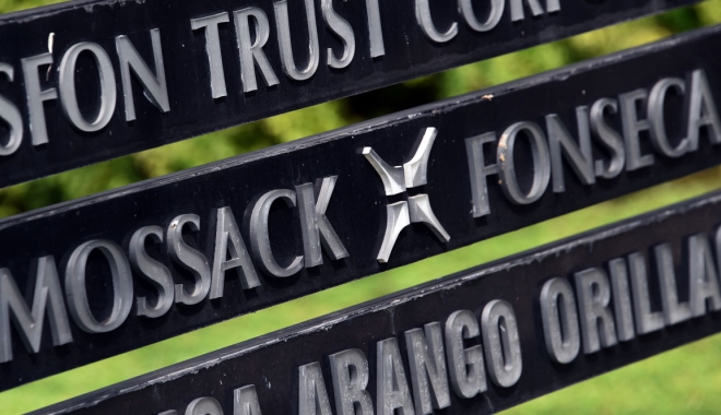 CE va întocmi lista europeană cu paradisurile fiscale - panamapapers-1460043995.jpg
