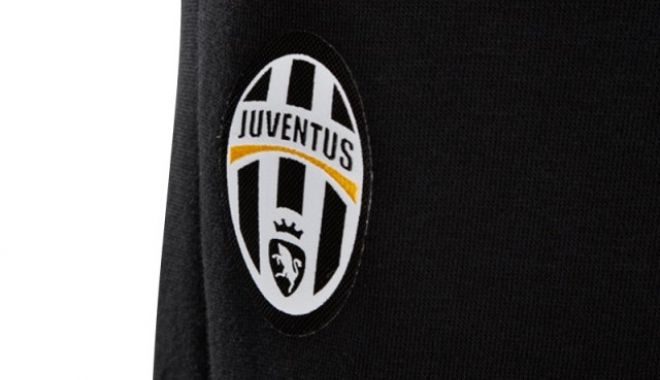 Bombă în fotbalul românesc! Un jucător a semnat cu Juventus Torino - pantalonadidasjuventustorinopent-1521025259.jpg