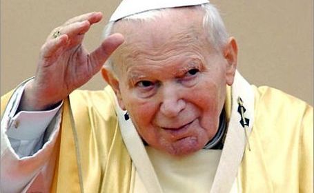 Bustul Papei Ioan Paul al II-lea va fi dezvelit astăzi, în Capitală - papa-1312195623.jpg