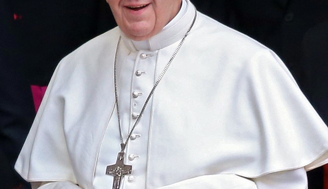 Papa Francisc și-a început, oficial, pontificatul - papa-1363699868.jpg