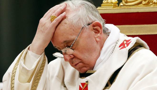 Papa Francisc, despre relația dintre un slujitor  al bisericii și o femeie - papa-1456061515.jpg