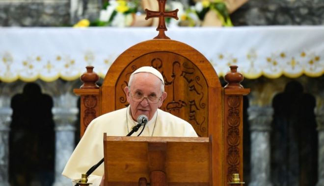 Papa Francisc: 