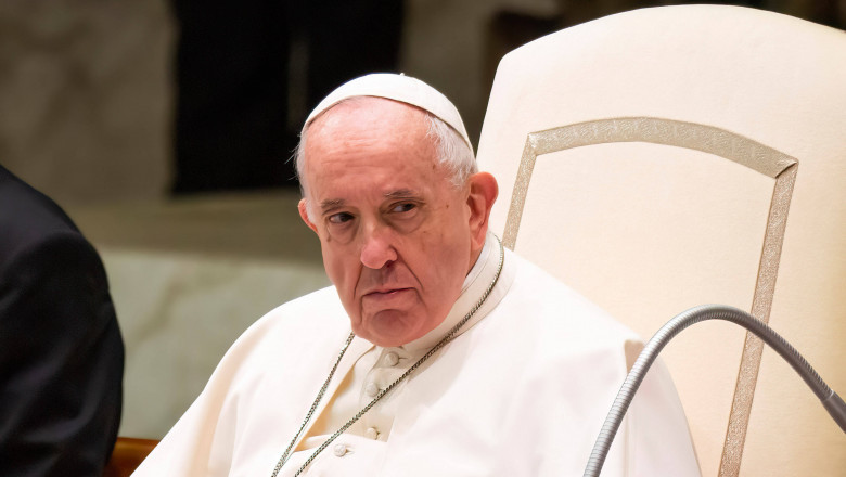 Vești bune de la Vatican! Papa Francisc a fost externat din spital și își va relua activitatea - papa-1742720407.jpg