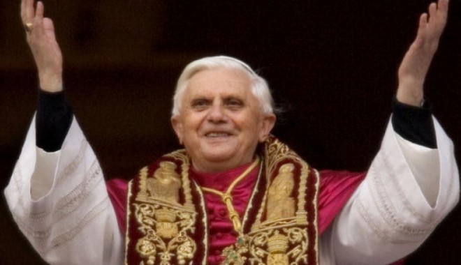 Ce pensie va avea Papa Benedict după retragere - papabenedict14659700-1361181214.jpg