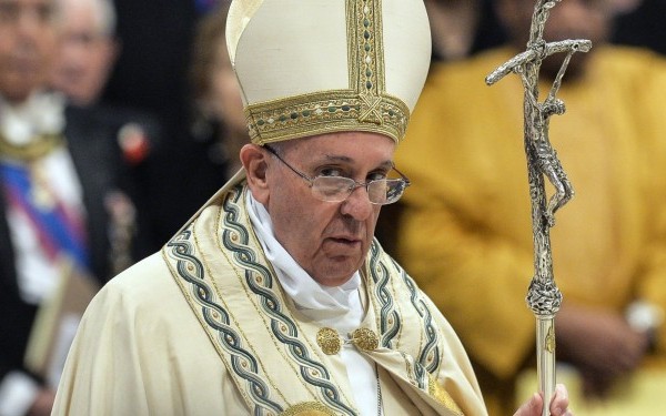Papa Francisc l-a primit în audiență pe Leonardo DiCaprio - papafrancisc-1453999747.jpg