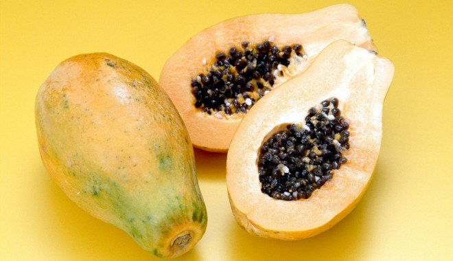 Papaya îi ferește de răceală pe cei mici - papaya-1326475554.jpg