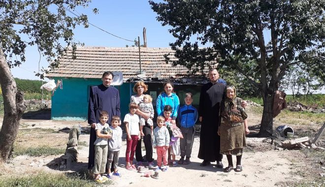 Daruri de la Arhiepiscopie pentru nevoiași - papucisursabiserica-1594662925.jpg