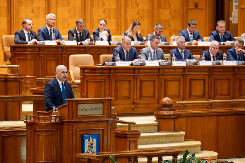 Ofițerul de presă implicat în incidentul de la Parlament, penalizat cu reducerea salariului - par-1768312904.webp