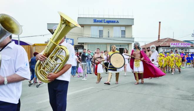 Cea mai frumoasă paradă, la Mangalia - parada-1435828486.jpg