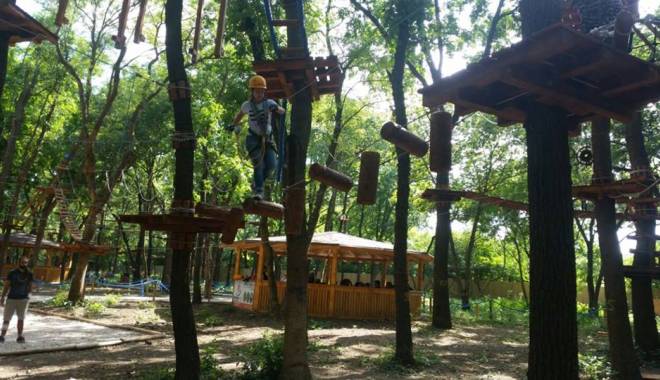 Două zile de vis pentru 36 de copii din familii defavorizate - paradisland-1440787282.jpg