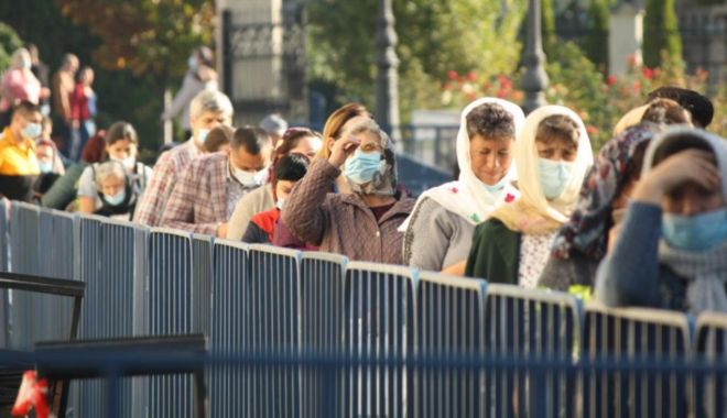 Câțiva credincioși care au participat la pelerinajul de la Sfânta Parascheva au ajuns la UPU confirmați COVID-19 - parascheva-1634308854.jpg