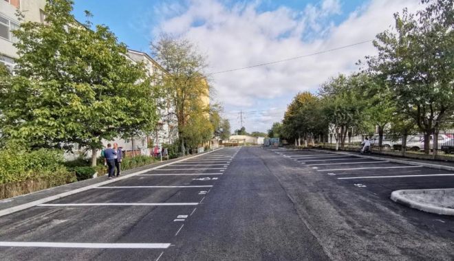 Peste 1.700 locuri noi de parcare amenajate de administrația locală - parcari-1571432169.jpg