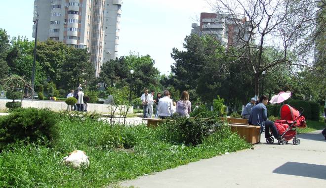 Cum va fi vremea mâine, la Constanța - parcconstantafarabanci11-1431356042.jpg
