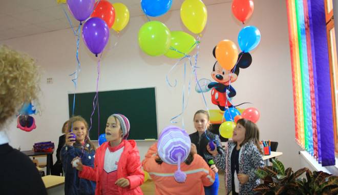 Primarul Ancuța Belu a inaugurat noul after-school din Mihail Kogălniceanu - parintiidinkogalniceanu5-1443715535.jpg