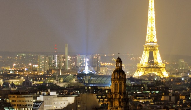 Ospitalitate franceză - paris-1329054345.jpg
