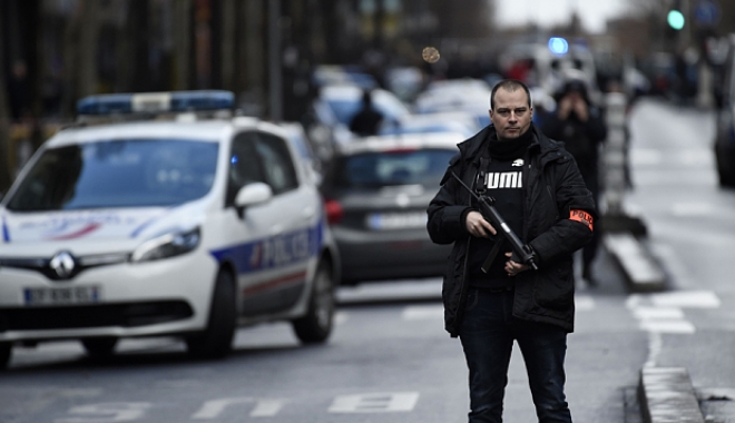 Un suspect jihadist cu probleme psihice a fost arestat la Paris - paris23543425b-1464269704.jpg