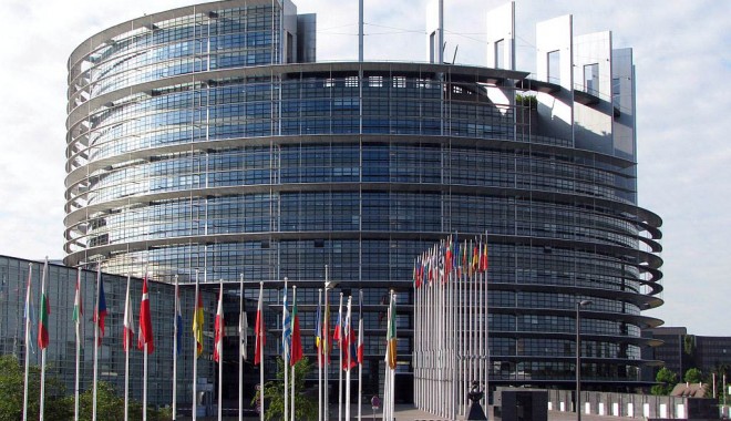 2013, desemnat de Parlamentul European drept Anul european al cetățenilor - parlament-1351078027.jpg