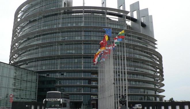 Franța nu acceptă mutarea sediului Parlamentului European de la Strasbourg - parlament-1381930462.jpg