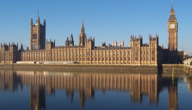 Pachet suspect la sediul parlamentului londonez - parlament-1467904512.jpg