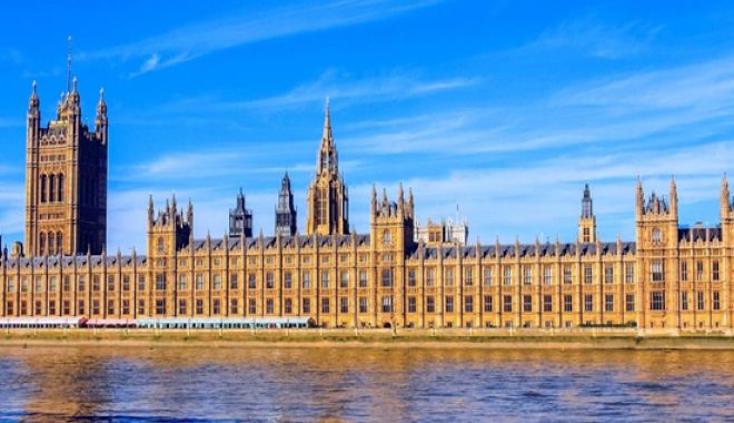 Parlamentul britanic va dezbate pe 1 aprilie petiția populară de anulare a Brexit-ului - parlament-1553779816.jpg