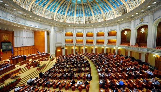 Parlamentul României își suspendă activitatea pentru o săptămână - parlament-1584192385.jpg