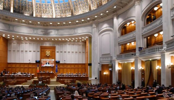 Legea energiei electrice și a gazelor naturale, modificată - parlament-1699984173.jpg