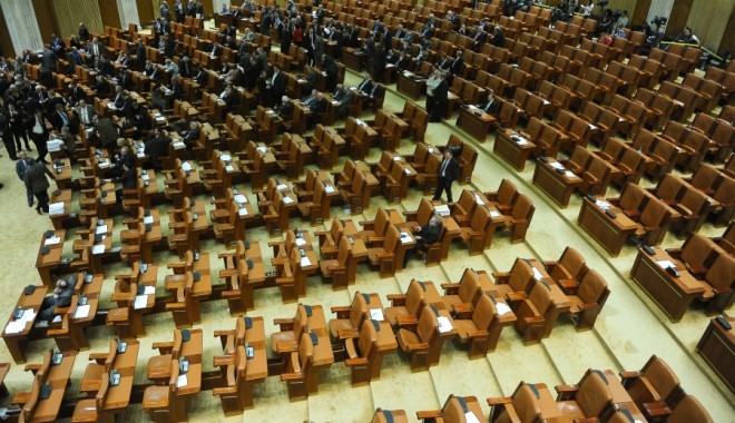 Curtea Constituțională dezbate în 27 februarie sesizarea privind Statutul parlamentarilor - parlament1360145429-1360922449.jpg
