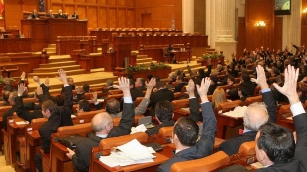 Proiectul de lege privind grațierea, amânat până pe 21 martie - parlament22263210057440900-1488917558.jpg