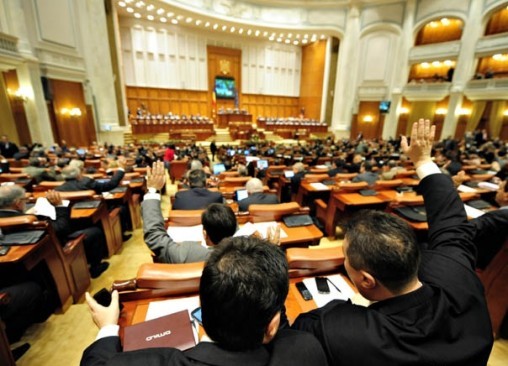 Înființarea Ministerului Afacerilor Europene, aprobată de parlamentari cu unanimitate - parlament508x381-1316520570.jpg
