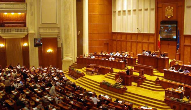 Parlamentarii discută cu FMI despre creditele în franci elvețieni - parlamentariidiscuta-1423069104.jpg