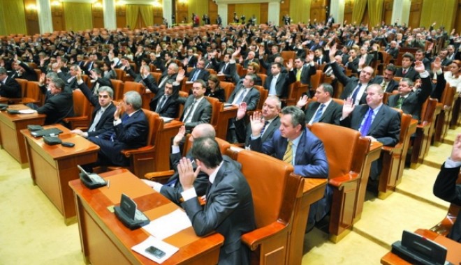 Unul din trei parlamentari lipsește azi de la prima ședință - parlamentcameradeputatilorb13194-1356105493.jpg
