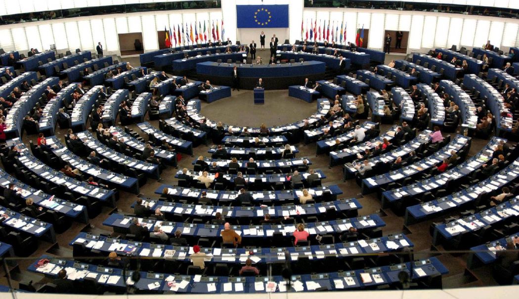 Parlamentul European va avea cu 15 locuri mai mult după alegeri. Câte mandate vor fi acordate României - parlamentul-european-1712257510.jpg