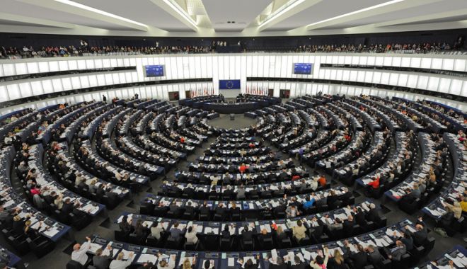 Parlamentul European  a adoptat o lege pentru reducerea emisiilor de CO2 - parlamentuleuropeanaadoptatolege-1518004293.jpg