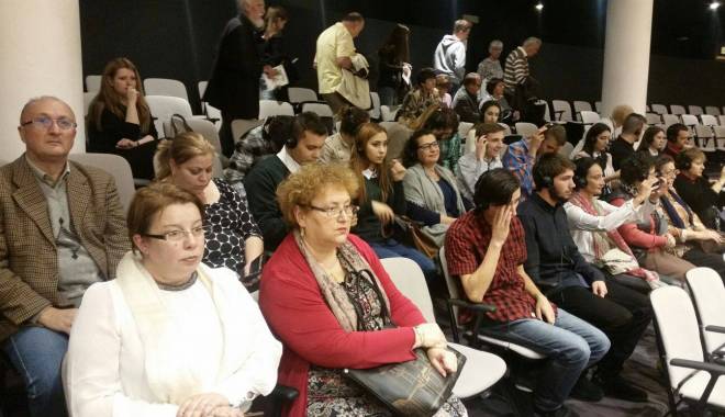 Parlamentul European, vizitat de o delegație din Medgidia - parlamentuleuropeandelegatiemedg-1444986790.jpg