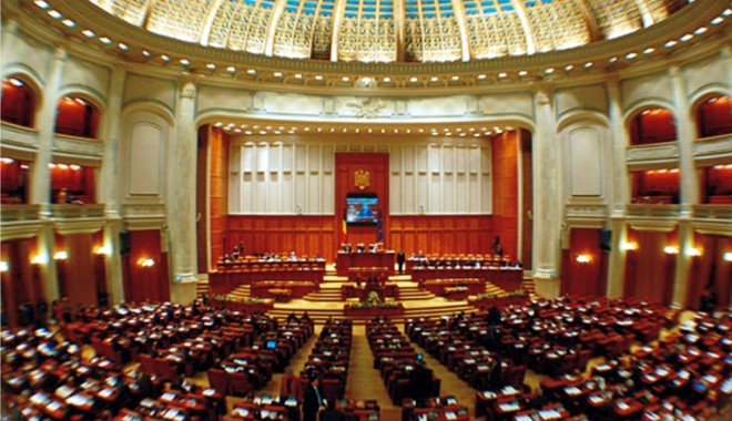 Parlamentul  s-ar putea transforma în Adunare Constituantă - parlamentulsarputeatransforma-1396627423.jpg